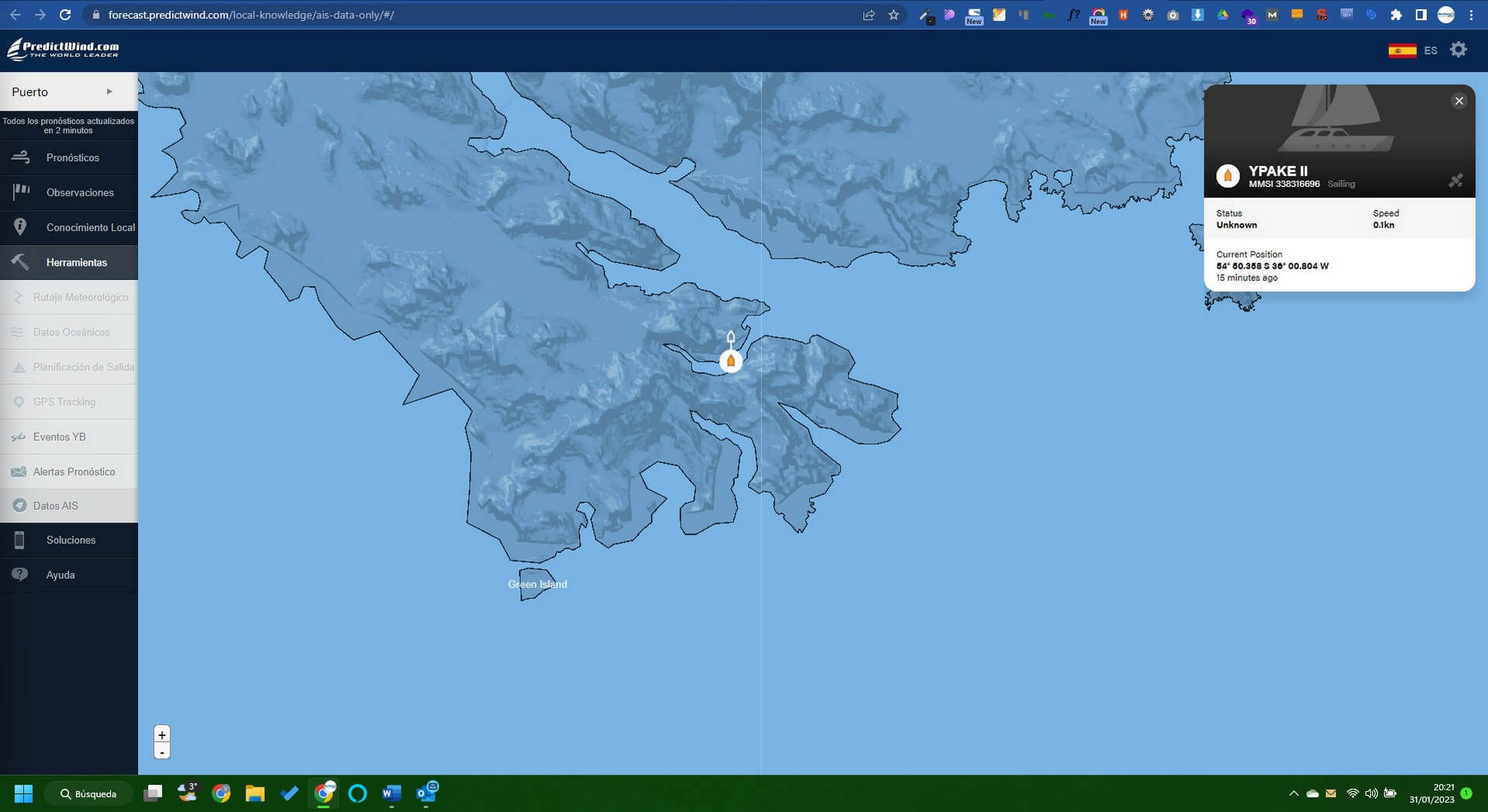 Ypake II al resguardo en Drygalski Fjord en Georgia del Sur